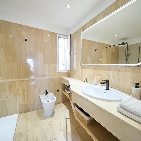 Veril Del Duque Terrace Apartmán *