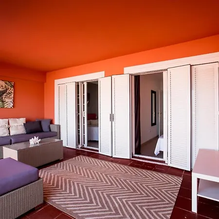 Veril Del Duque Terrace *